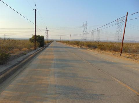34645 106th St E, Littlerock, CA 93543 photo 7