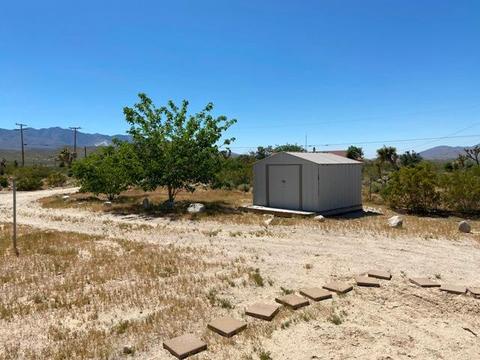 8929 Visalia Rd, Lucerne Valley, CA 92356 photo 8