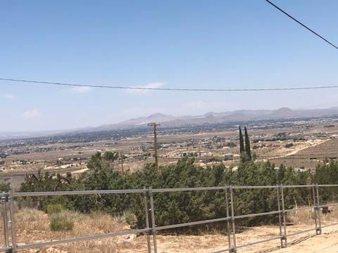 23525 Roundup Way, Apple Valley, CA 92308 photo 3