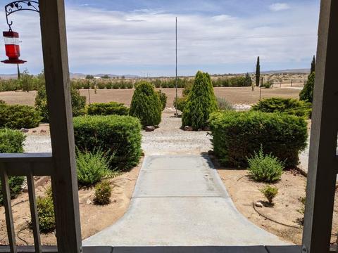 35668 Mountain View Rd, Hinkley, CA 92347 photo 38