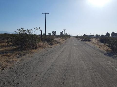 7151 Saxon Rd, Adelanto, CA 92301 photo 3