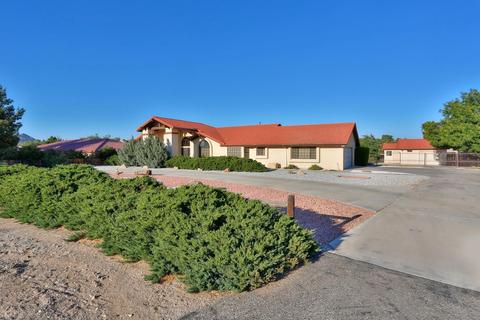 14705 Genesee Rd, Apple Valley, CA 92307 photo 6