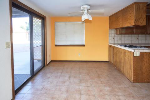 14705 Genesee Rd, Apple Valley, CA 92307 photo 22