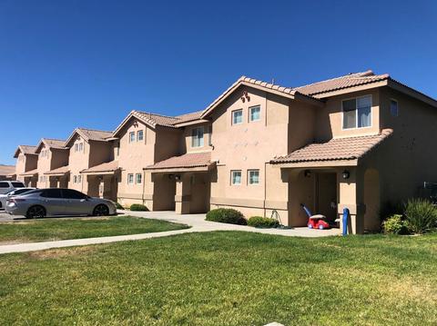 16348 Sequoia St, Hesperia, CA 92345 photo 9
