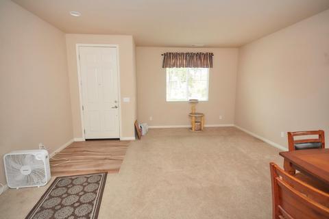 10373 Darby Rd, Apple Valley, CA 92308 photo 4