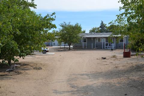 9229 Duncan Rd, Victorville, CA 92392 photo 1