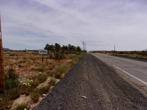57616 Reche Rd, Landers, CA 92285 photo 18