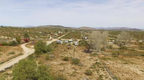 57616 Reche Rd, Landers, CA 92285 photo 4