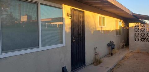 930 Pine Ave, Barstow, CA 92311 photo 4