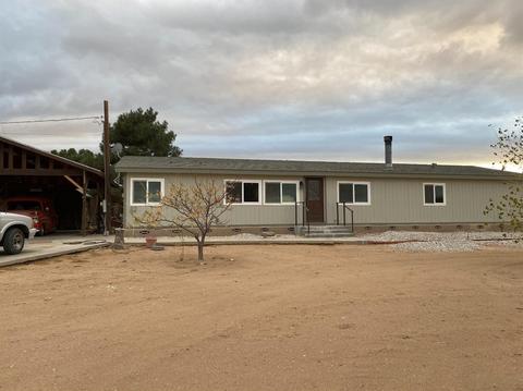 11068 Wilson Ranch Rd, Phelan, CA 92371 photo 2
