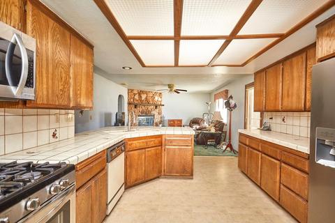 17185 Redding St, Hesperia, CA 92345 photo 17