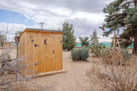 11624 Acanthus St, Phelan, CA 92371 photo 39