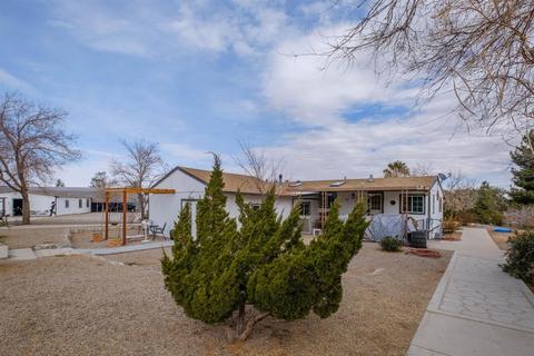 11624 Acanthus St, Phelan, CA 92371 photo 6