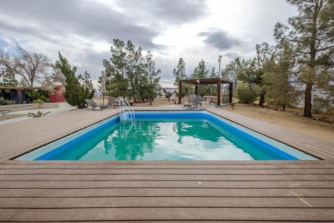 11624 Acanthus St, Phelan, CA 92371 photo 5