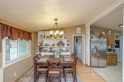 11624 Acanthus St, Phelan, CA 92371 photo 14