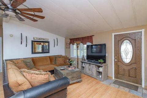 11624 Acanthus St, Phelan, CA 92371 photo 10