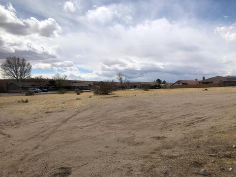 Undisclosed, Helendale, CA 92342 photo 1