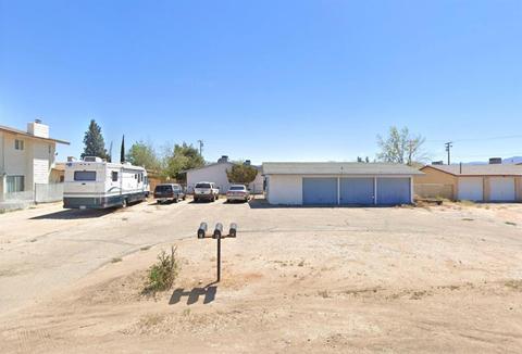 13523 Yakima Rd, Apple Valley, CA 92308 photo 1