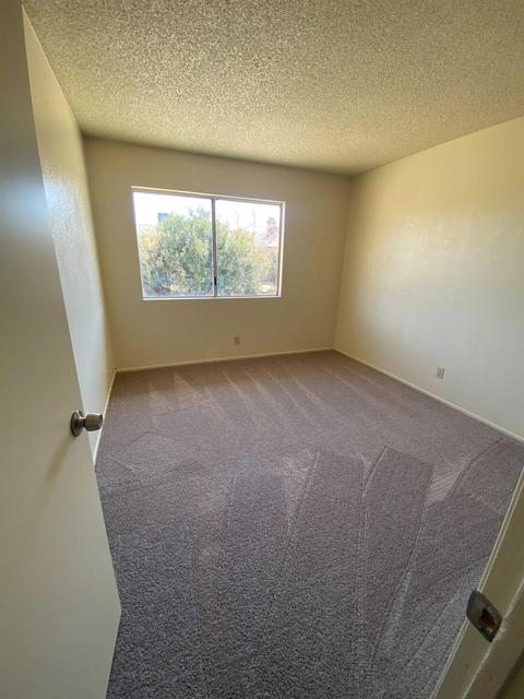 13523 Yakima Rd, Apple Valley, CA 92308 photo 7