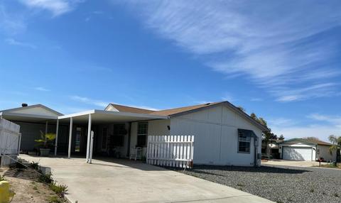 672 Roadrunner Way, Perris, CA 92570 photo 1