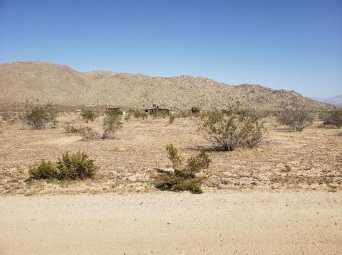 11433 Pioneer Rd, Apple Valley, CA 92307 photo 2