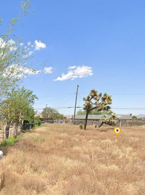 16178 Vine St, Hesperia, CA 92345 photo 3