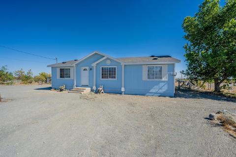 2676 Calaveras Rd, Pinon Hills, CA 92372 photo 2