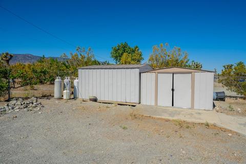 2676 Calaveras Rd, Pinon Hills, CA 92372 photo 32