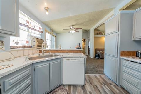 2676 Calaveras Rd, Pinon Hills, CA 92372 photo 12