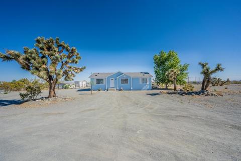 2676 Calaveras Rd, Pinon Hills, CA 92372 photo 1