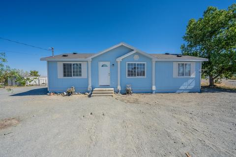 2676 Calaveras Rd, Pinon Hills, CA 92372 photo 4