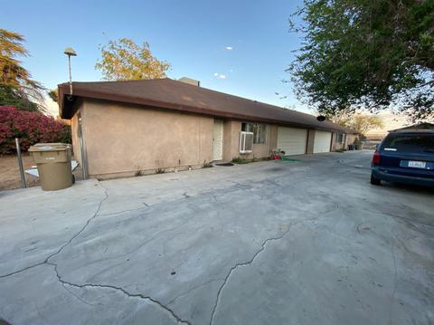 16205 Spruce St, Hesperia, CA 92345 photo 4