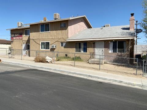 511 E Fredricks St, Barstow, CA 92311 photo 1