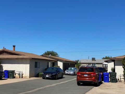 12212 Kiowa Rd, Apple Valley, CA 92308 photo 3