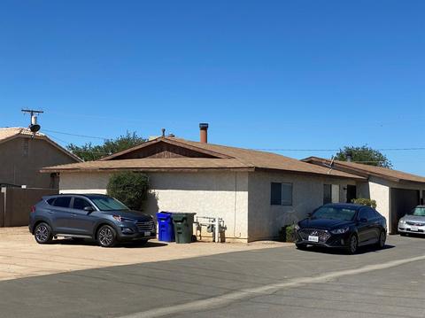 12212 Kiowa Rd, Apple Valley, CA 92308 photo 2