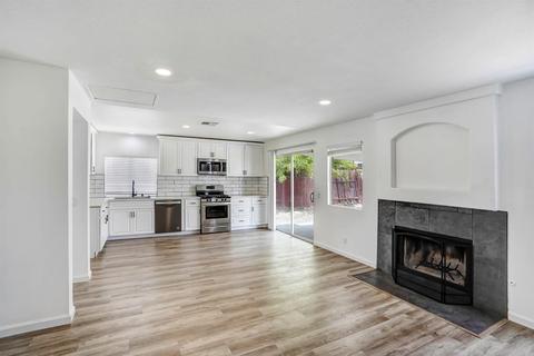 11524 Spring St, Adelanto, CA 92301 photo 15