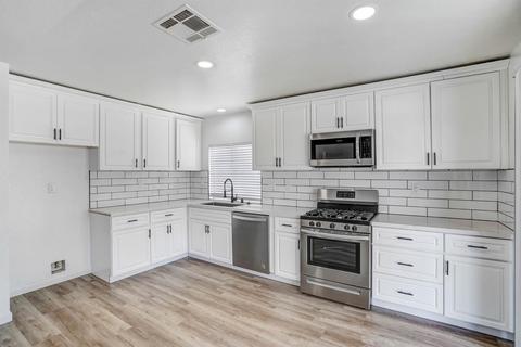 11524 Spring St, Adelanto, CA 92301 photo 2