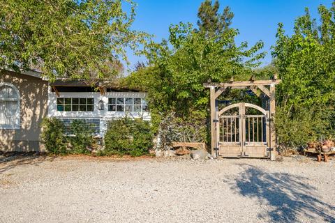 3590 Goss Rd, Phelan, CA 92371 photo 4