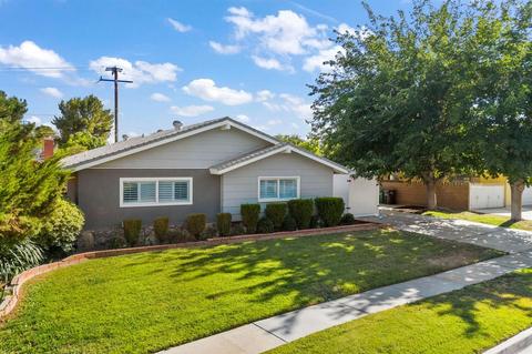 43812 Halcom Ave, Lancaster, CA 93536 photo 2