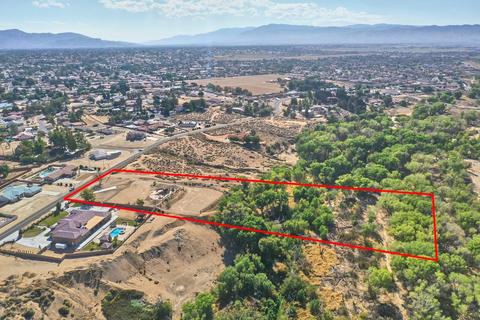 14440 Riverside Dr, Apple Valley, CA 92307 photo 9