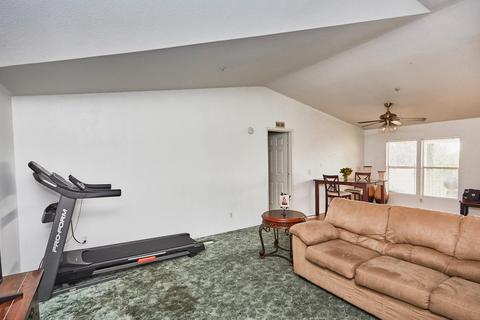 10375 Sheep Creek Rd, Phelan, CA 92371 photo 8
