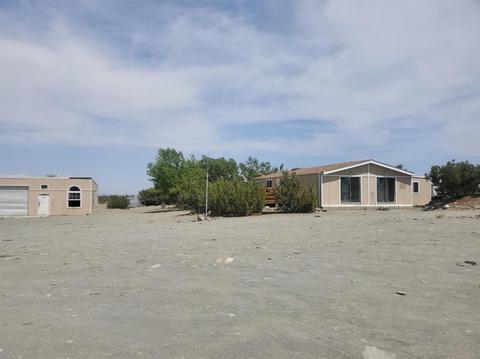 2859 Phelan Rd, Pinon Hills, CA 92372 photo 1