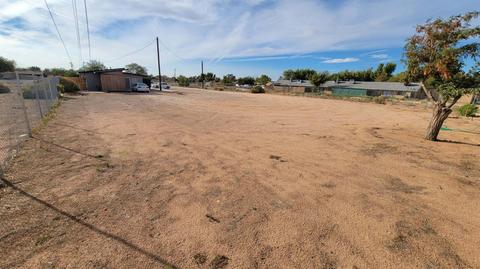 13193 Navajo Rd, Apple Valley, CA 92308 photo 6