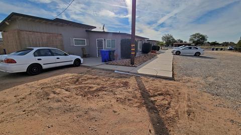 13193 Navajo Rd, Apple Valley, CA 92308 photo 5