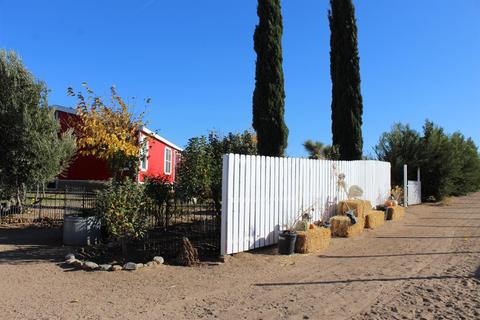 Undisclosed, Phelan, CA 92371 photo 1