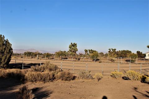 Undisclosed, Phelan, CA 92371 photo 45