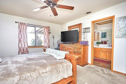 7211 Amanda Way, Hesperia, CA 92345 photo 23