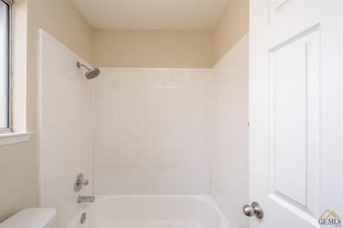 5504 Silvergate St, Bakersfield, CA 93313 photo 12