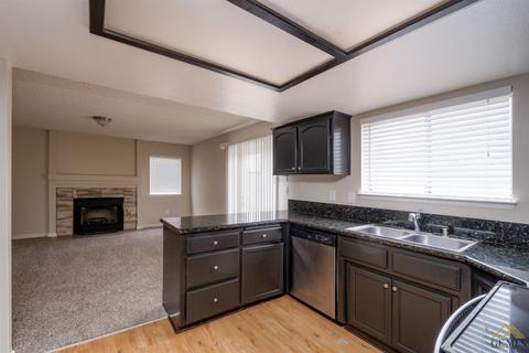 5504 Silvergate St, Bakersfield, CA 93313 photo 5