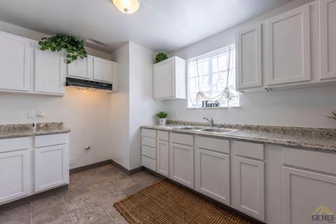 2909 Marlene Pl, Bakersfield, CA 93304 photo 9